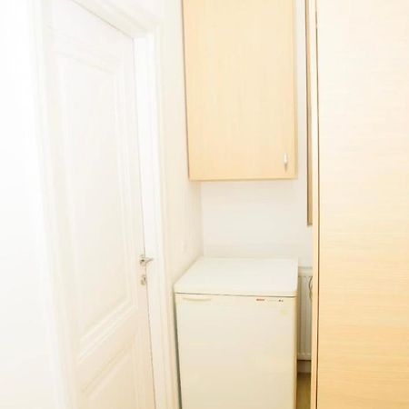 ホテル Bistro Centru Vechi クラヨーヴァ エクステリア 写真