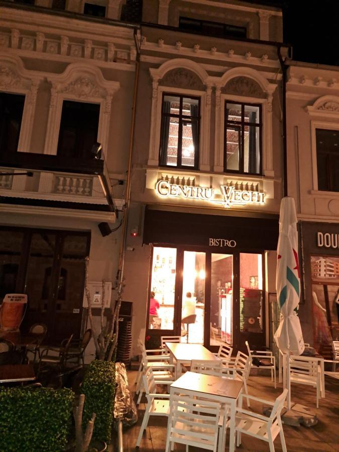 ホテル Bistro Centru Vechi クラヨーヴァ エクステリア 写真